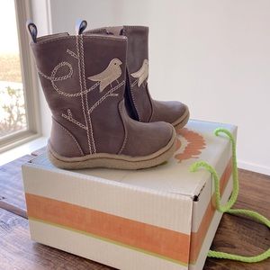 Livie & Luca Pio Pio Boots - Size 4 toddler